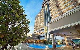 Planet Holiday Hotel & Residence